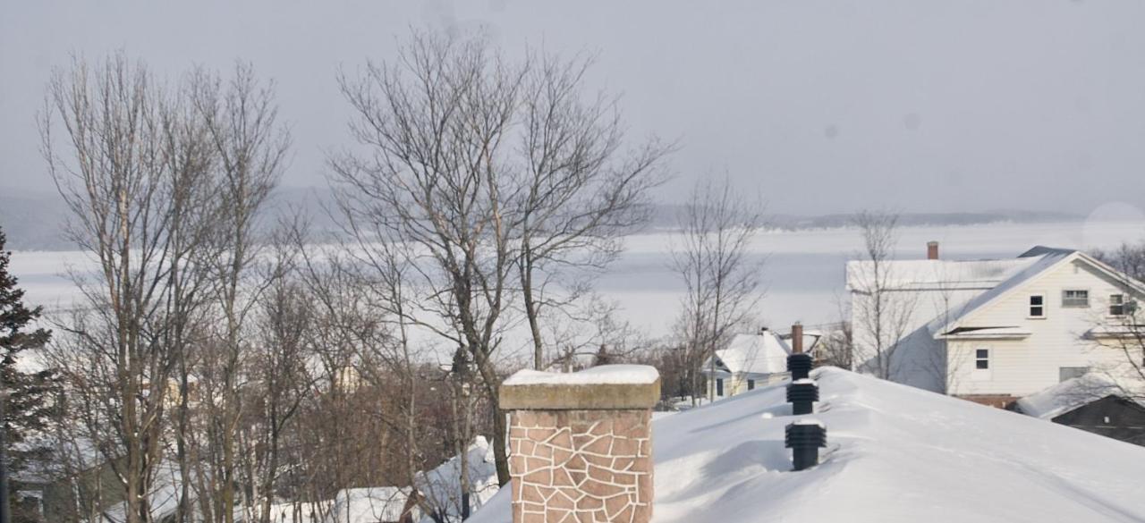 Napier House Leilighet Campbellton Eksteriør bilde